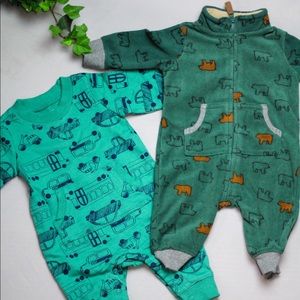 Carters Baby Outfits Perfect for Fall/Winter . Size 3months.
